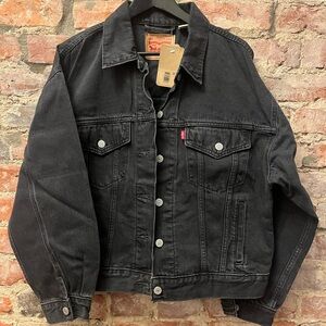 Levi’s 90s trucker jacket black size M NWT